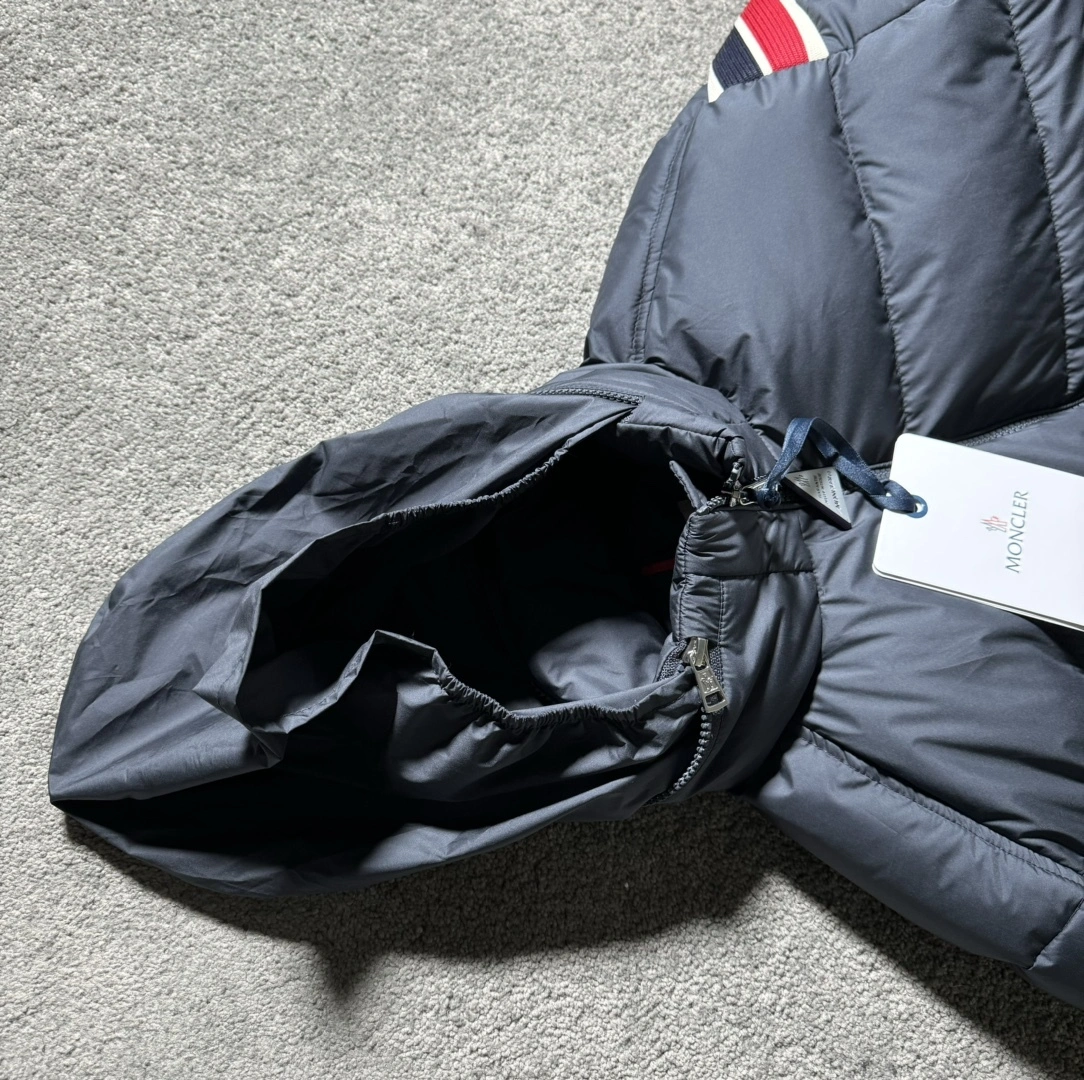 wg.luxury -- 7o9385r Down jacket 80 goose down NFC 200g embroidery item:E-F110K2127F
